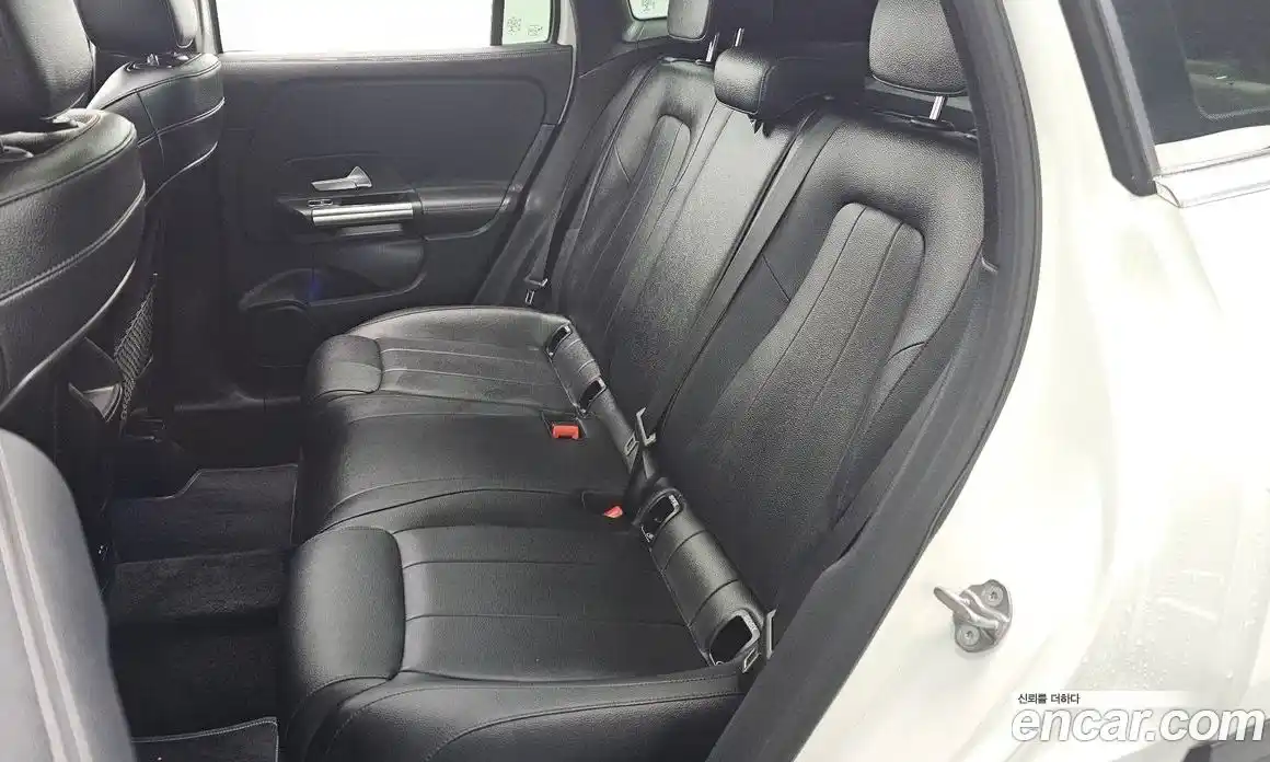 Mercedes-Benz GLA-Class 2021 2.0 гидро в Москве № 1690290, фото 12