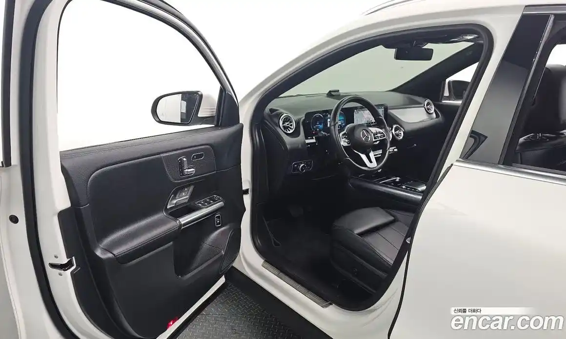 Mercedes-Benz GLA-Class 2021 2.0 гидро в Москве № 1690290, фото 10