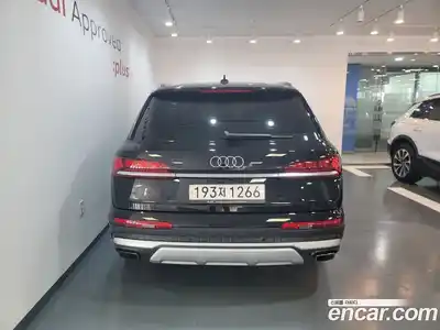 Audi Q7 2025 3.0 гидро в Москве № 1691335, миниатюра 4