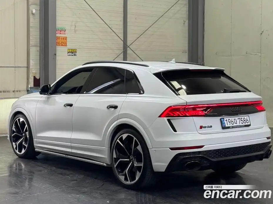 Audi RSQ8 2021 4.0 гидро в Москве № 1691393, фото 12