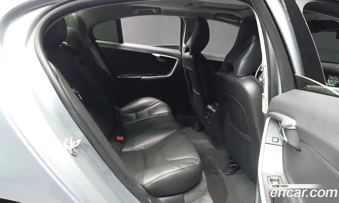 Volvo S60 2016 2.0 гидро в Москве № 1691569, фото 12