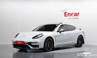 Porsche Panamera, 2012