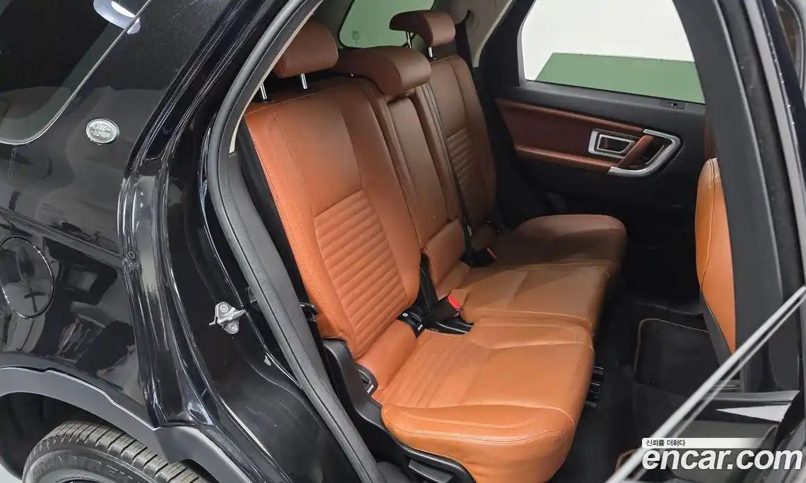 Land Rover Discovery Sport 2015 2.2 гидро в Москве № 1691977, фото 11