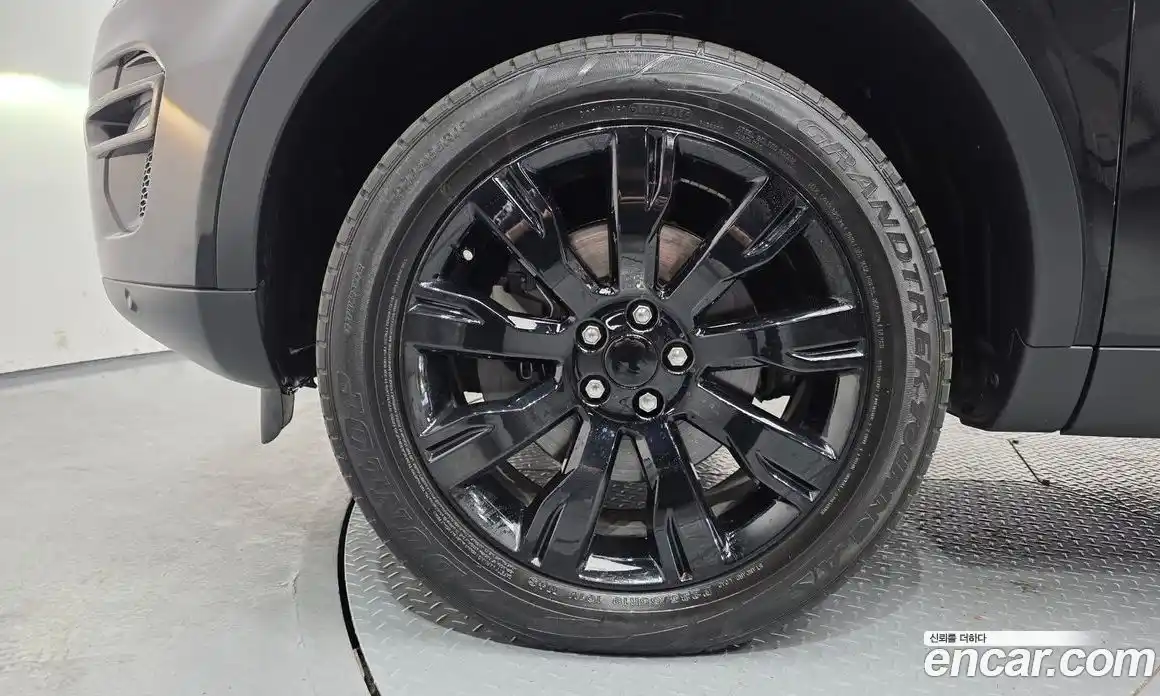 Land Rover Discovery Sport 2015 2.2 гидро в Москве № 1691977, фото 5