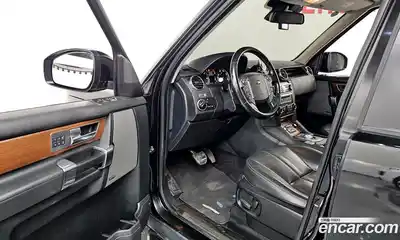 Land Rover Discovery 2016 3.0 гидро в Москве № 1692070, миниатюра 10