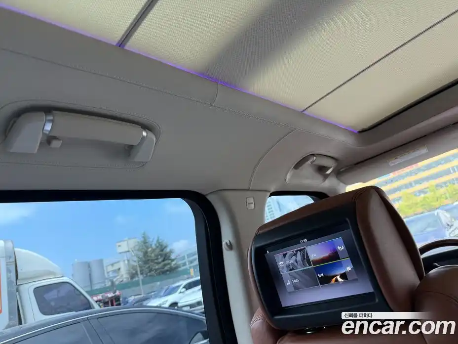 Land Rover Range-Rover 2017 4.4 гидро в Москве № 1692110, фото 14
