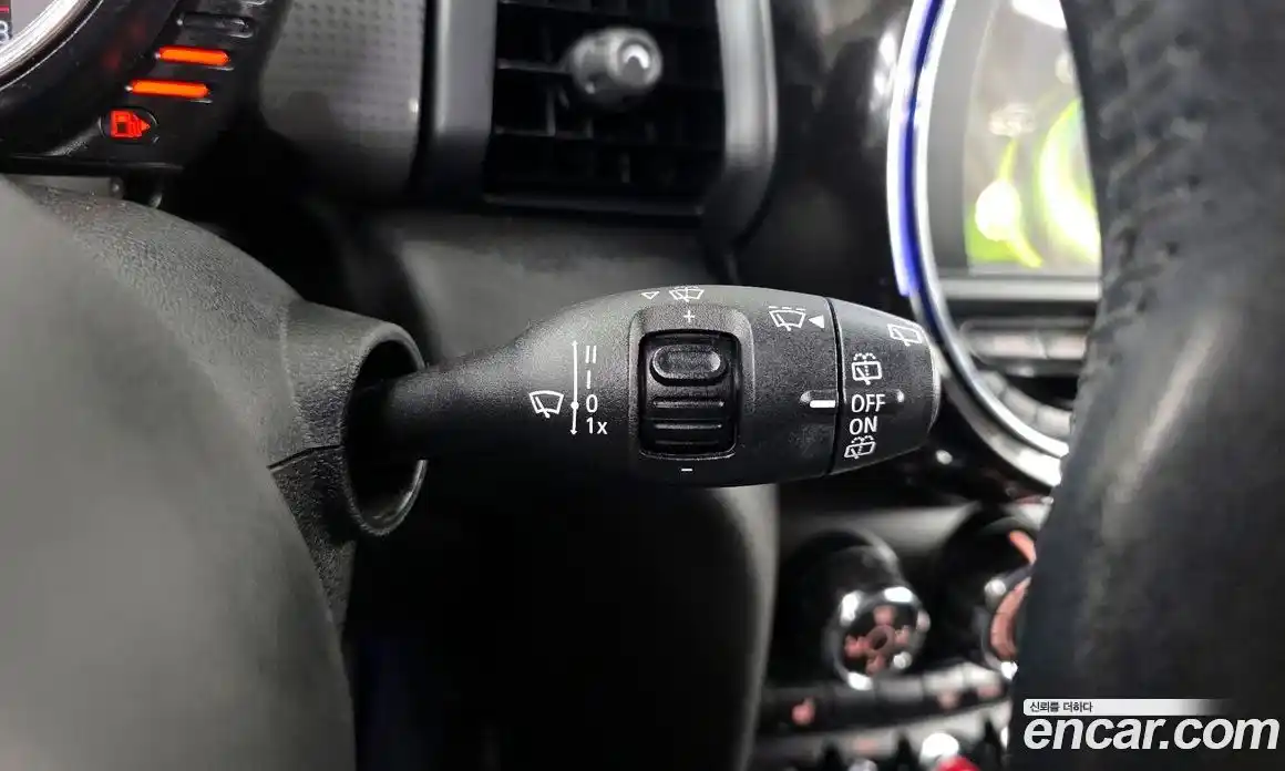 Mini Cooper 2015 1.5 гидро в Москве № 1692437, фото 16