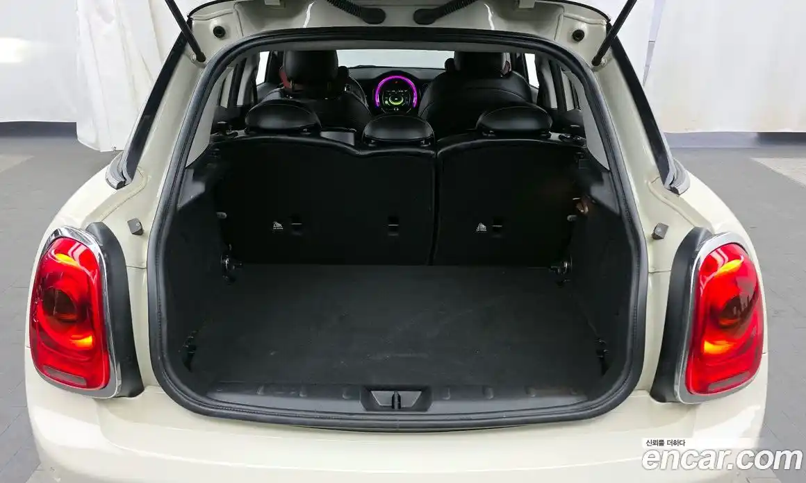 Mini Cooper 2015 1.5 гидро в Москве № 1692437, фото 20