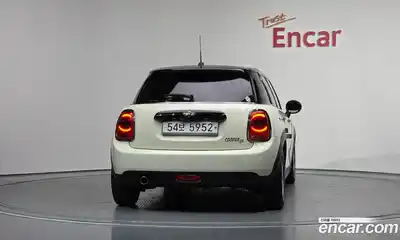 Mini Cooper 2015 1.5 гидро в Москве № 1692437, миниатюра 4