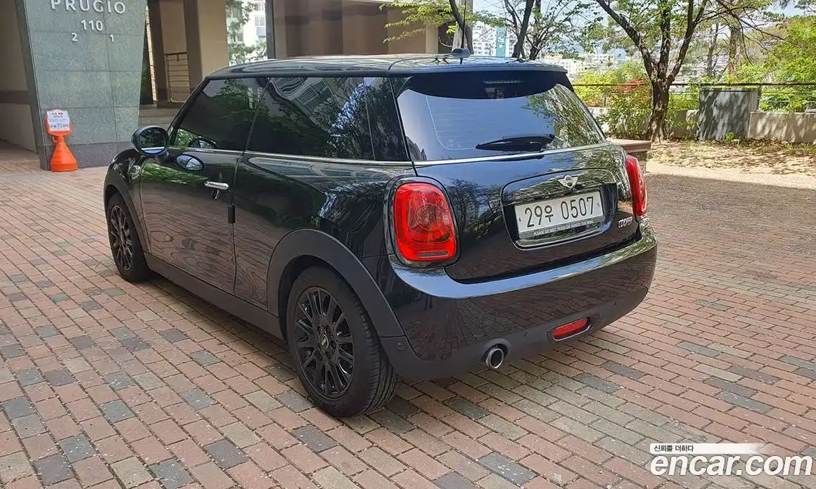 Mini Cooper 2016 1.5 гидро в Москве № 1692626, фото 5