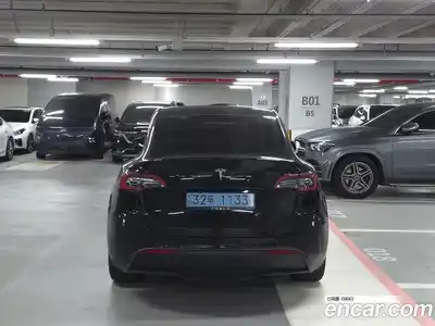 Tesla Model Y 2023 0.2 гидро в Москве № 1692732, миниатюра 6