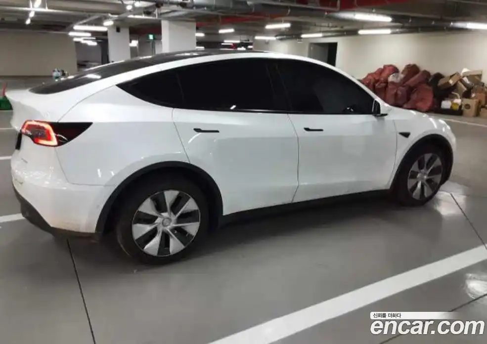 Tesla Model Y 2022 0.1 гидро в Москве № 1692775, фото 13