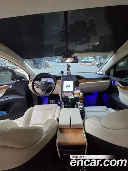 Tesla Model X 2018 гидро в Москве № 1692870, фото 8