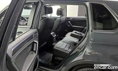 Volkswagen Tiguan 2024 2.0 гидро в Москве № 1693069, миниатюра 11