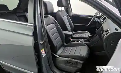 Volkswagen Tiguan 2024 2.0 гидро в Москве № 1693069, миниатюра 12