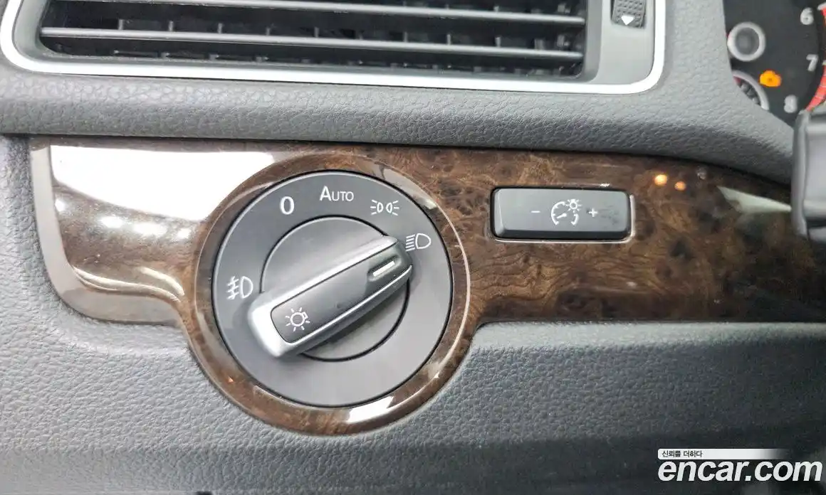 Volkswagen Passat 2014 2.5 гидро в Москве № 1693325, фото 15