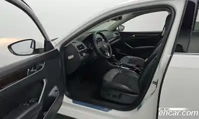 Volkswagen Passat 2014 2.5 гидро в Москве № 1693325, миниатюра 10
