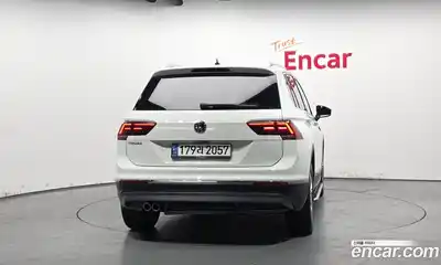 Volkswagen Tiguan 2020 2.0 гидро в Москве № 1693365, миниатюра 4