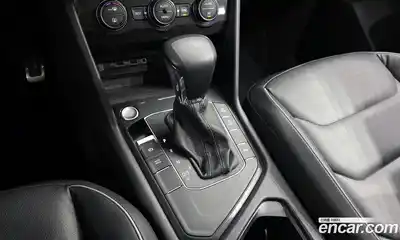 Volkswagen Tiguan 2020 2.0 гидро в Москве № 1693365, миниатюра 9