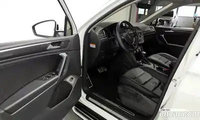 Volkswagen Tiguan 2020 2.0 гидро в Москве № 1693365, миниатюра 10