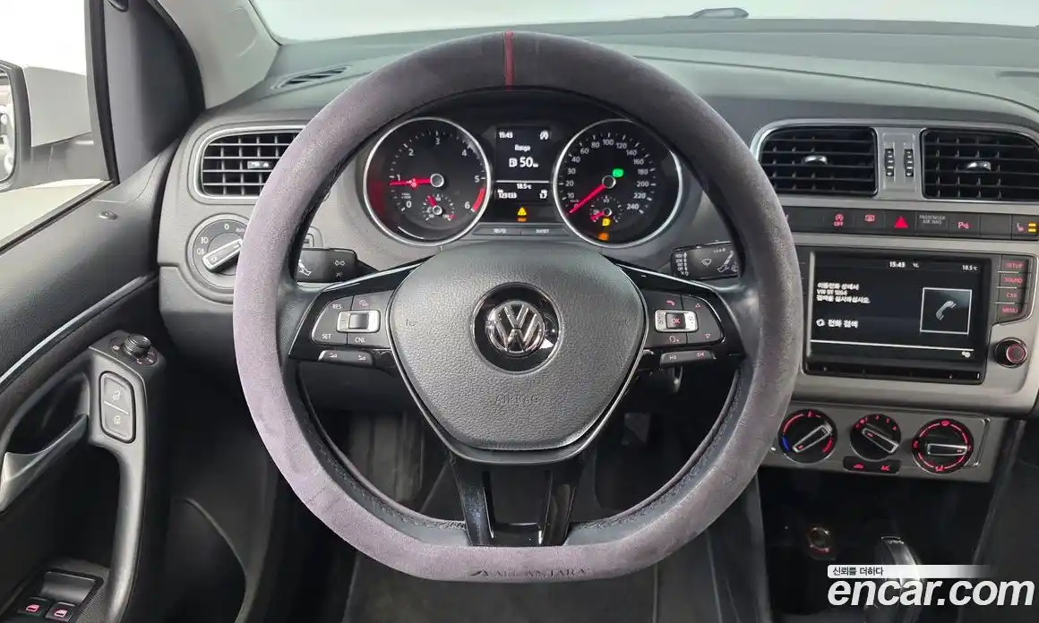 Volkswagen Polo 2015 1.4 гидро в Москве № 1693391, фото 13
