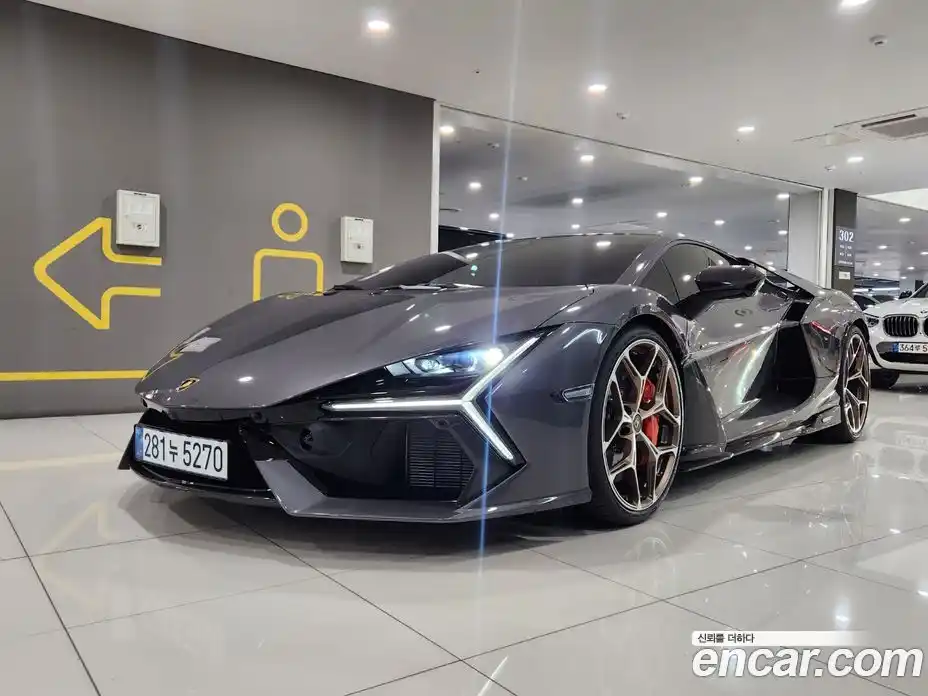 Lamborghini Revuelto 2025 6.5 гидро, фото 13
