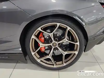 Lamborghini Revuelto 2025 6.5 гидро, миниатюра 5