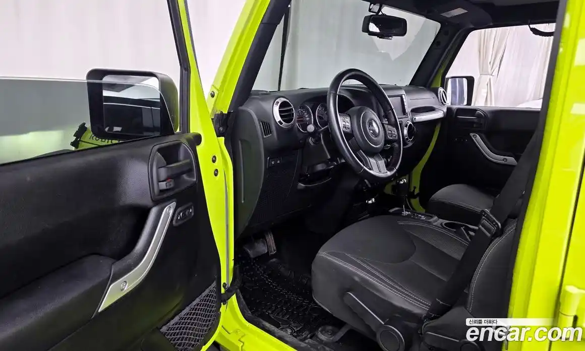 Jeep Wrangler 2016 3.6 гидро в Москве № 1693759, фото 10