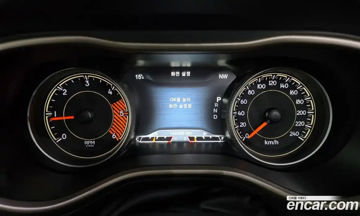 Jeep Cherokee 2015 2.0 гидро в Москве № 1694795, фото 8