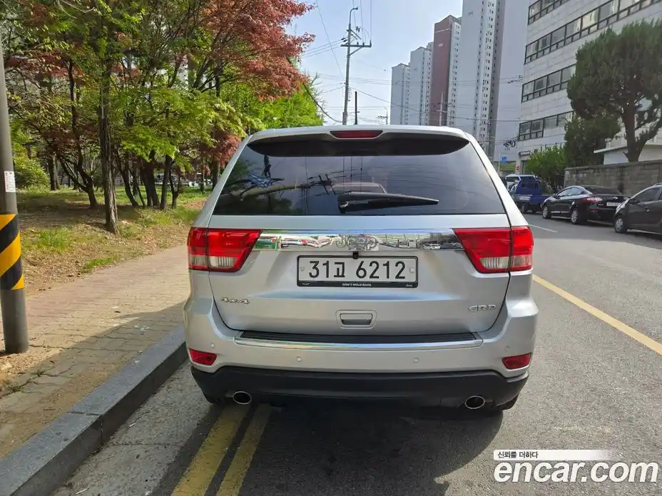 Jeep Cherokee 2012 3.0 гидро в Москве № 1695618, фото 3