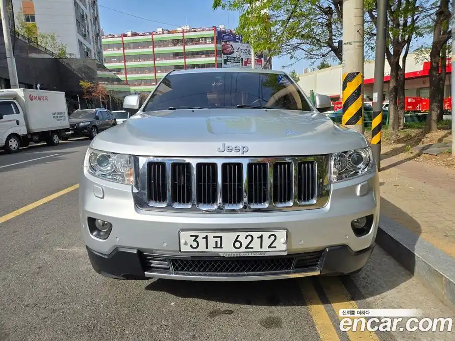 Jeep Cherokee 2012 3.0 гидро в Москве № 1695618, фото 6