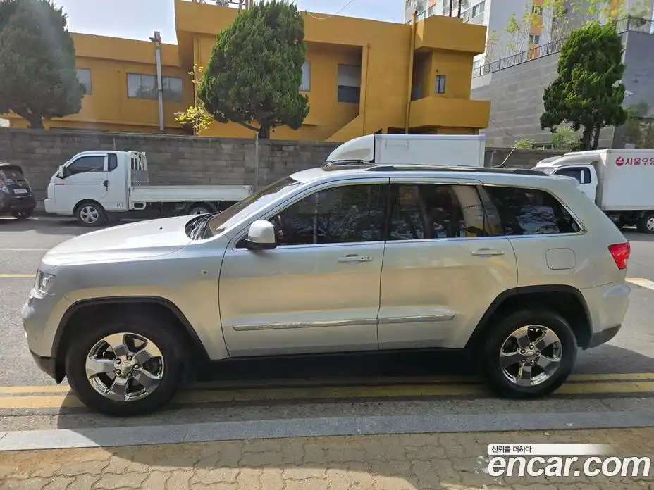 Jeep Cherokee 2012 3.0 гидро в Москве № 1695618, фото 7
