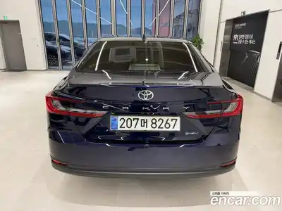 Toyota Camry 2025 2.5 вариатор в Москве № 1695918, миниатюра 4