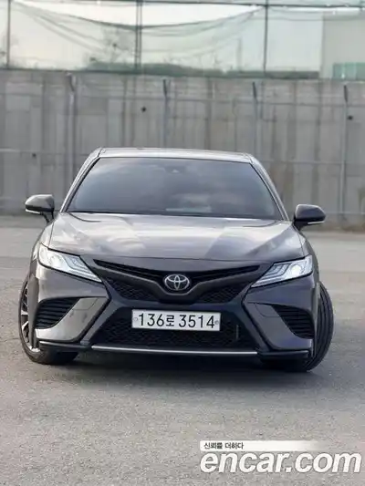Toyota Camry, 2020