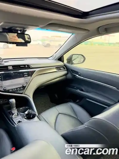 Toyota Camry 2020 2.5 гидро в Москве № 1695978, миниатюра 12