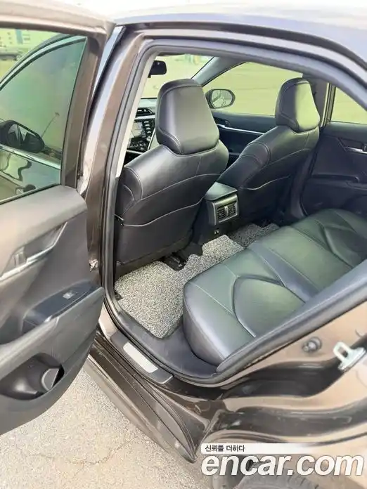 Toyota Camry 2020 2.5 гидро в Москве № 1695978, фото 17