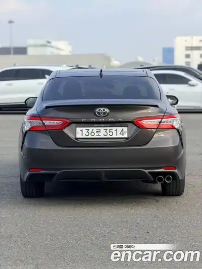 Toyota Camry 2020 2.5 гидро в Москве № 1695978, миниатюра 2