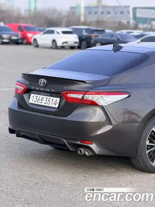 Toyota Camry 2020 2.5 гидро в Москве № 1695978, фото 4