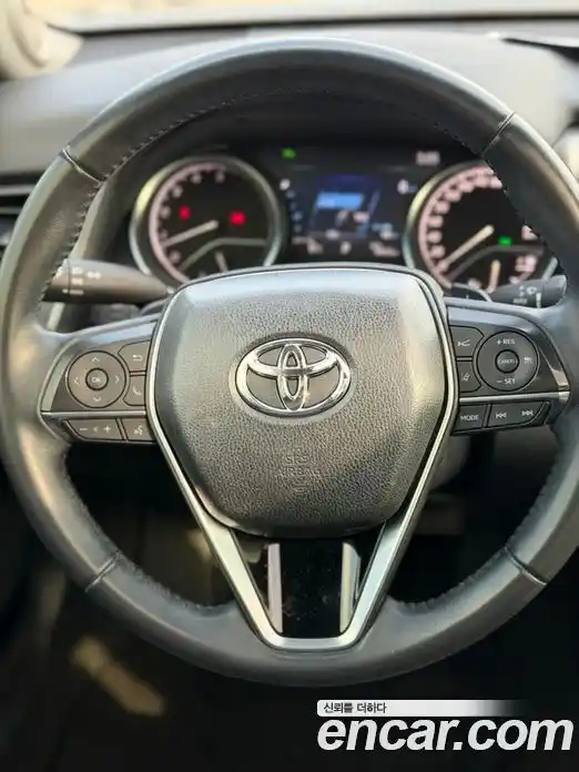 Toyota Camry 2020 2.5 гидро в Москве № 1695978, фото 8