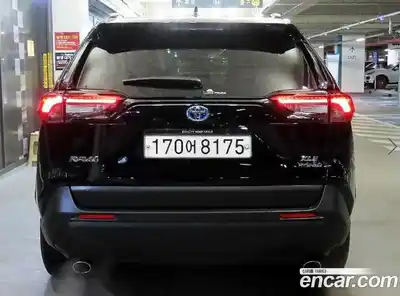 Toyota RAV4 2020 2.5 гидро в Москве № 1696015, миниатюра 5