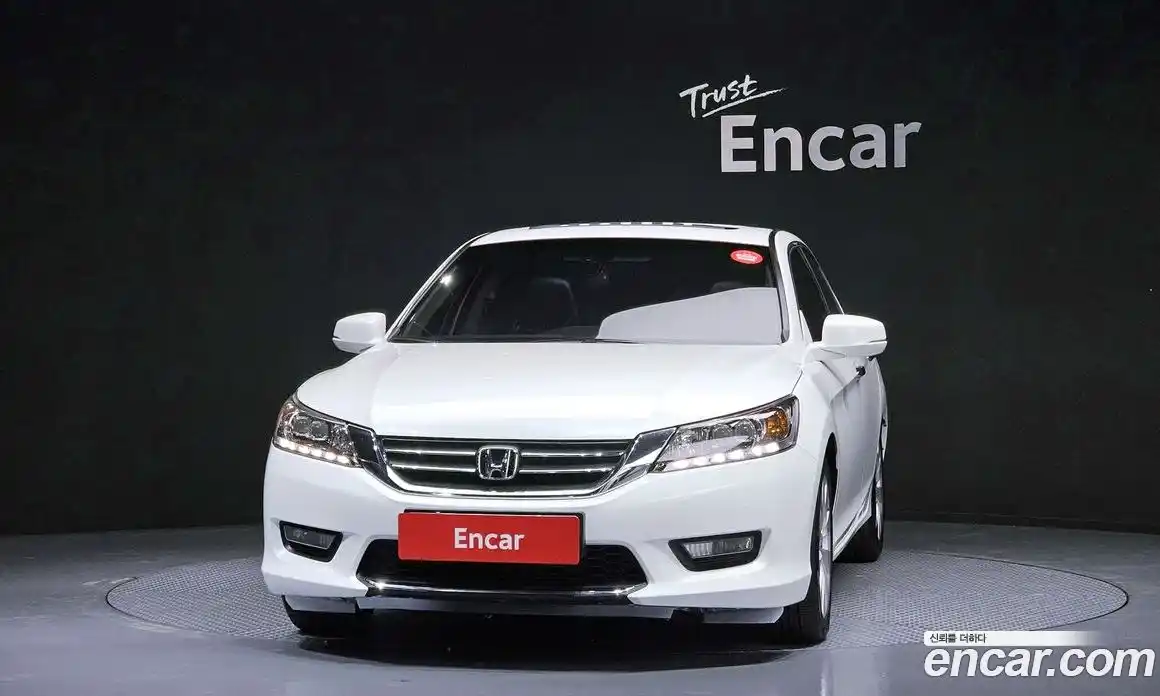 Honda Accord 2014 2.4 гидро в Москве № 1696291, фото 3