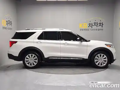 Ford Explorer 2022 2.3 гидро в Москве № 1697915, миниатюра 7