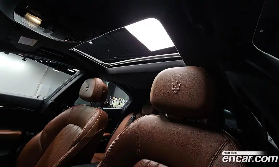 Maserati Ghibli 2020 3.0 гидро, фото 16