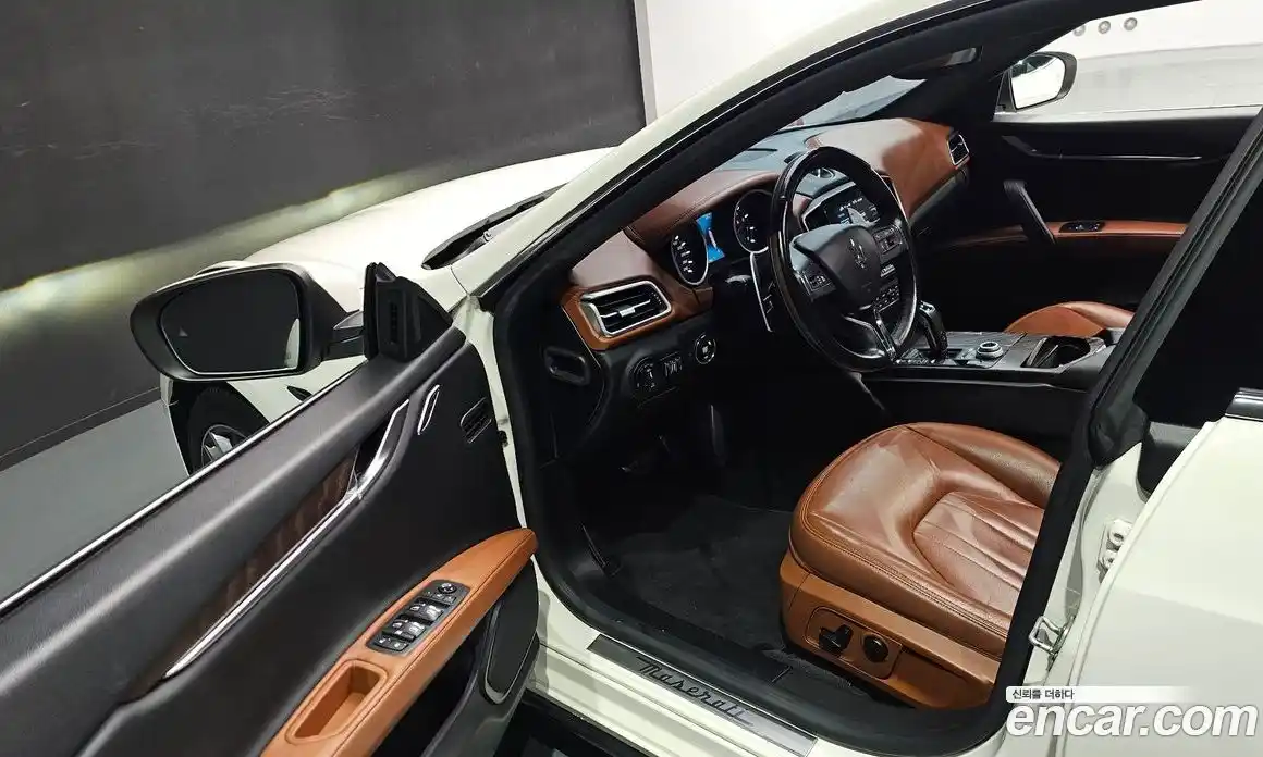 Maserati Ghibli 2020 3.0 гидро, фото 10