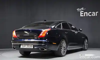 Jaguar XJ 2016 3.0 гидро в Москве № 1698829, миниатюра 2