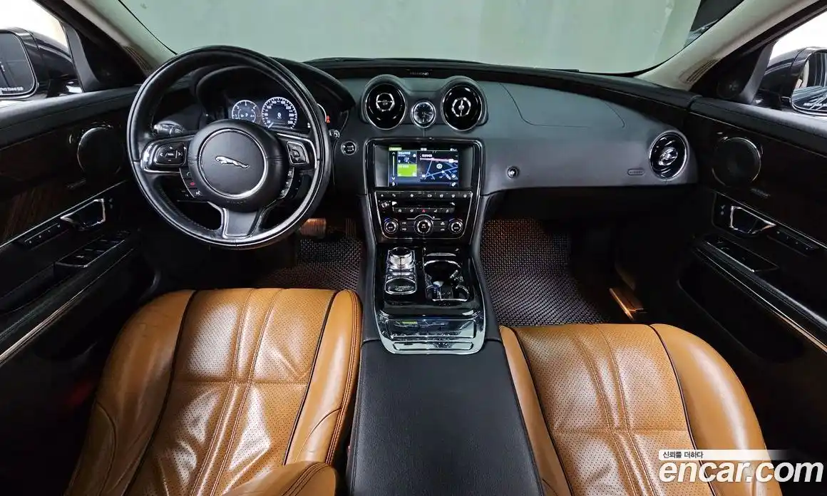 Jaguar XJ 2016 3.0 гидро в Москве № 1698829, фото 7