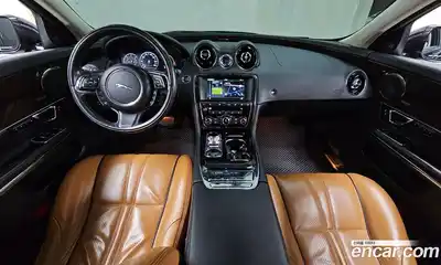 Jaguar XJ 2016 3.0 гидро в Москве № 1698829, миниатюра 7