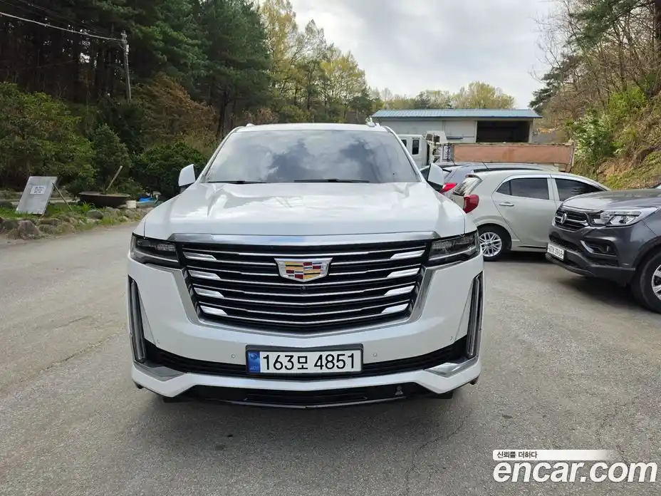 Cadillac Escalade 2023 6.2 гидро в Москве № 1699701, фото 14