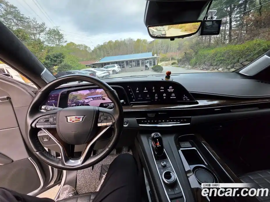 Cadillac Escalade 2023 6.2 гидро в Москве № 1699701, фото 6