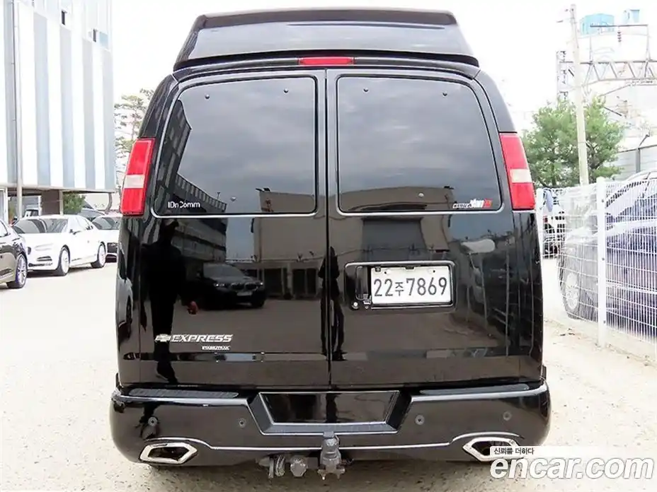 Chevrolet Express Van 2015 6.0 гидро в Москве № 1700293, фото 4